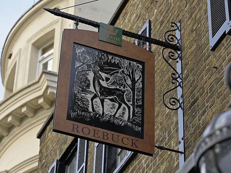 The Roebuck pub sign - Aug 2024. (External, Sign). Published on 21-08-2024