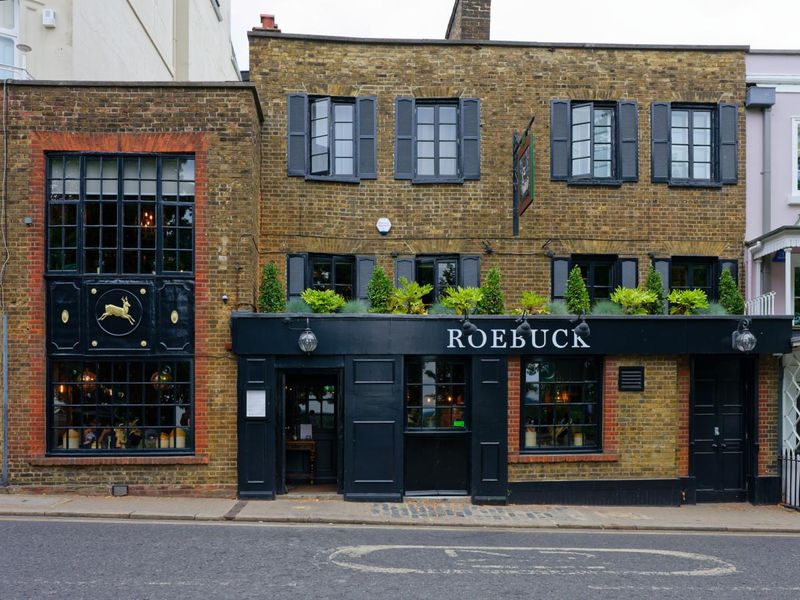 The Roebuck, Richmond Hill - August 2025. (Pub, External, Key). Published on 24-08-2025