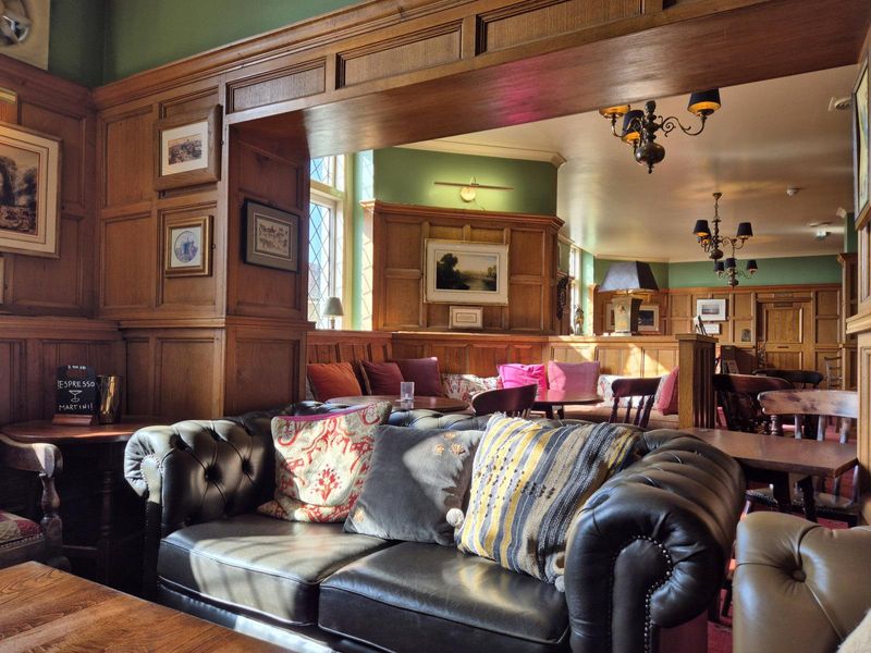 Rose of York. Richmond-upon-Thames. (March 2026). (Pub, Bar). Published on 06-03-2026 