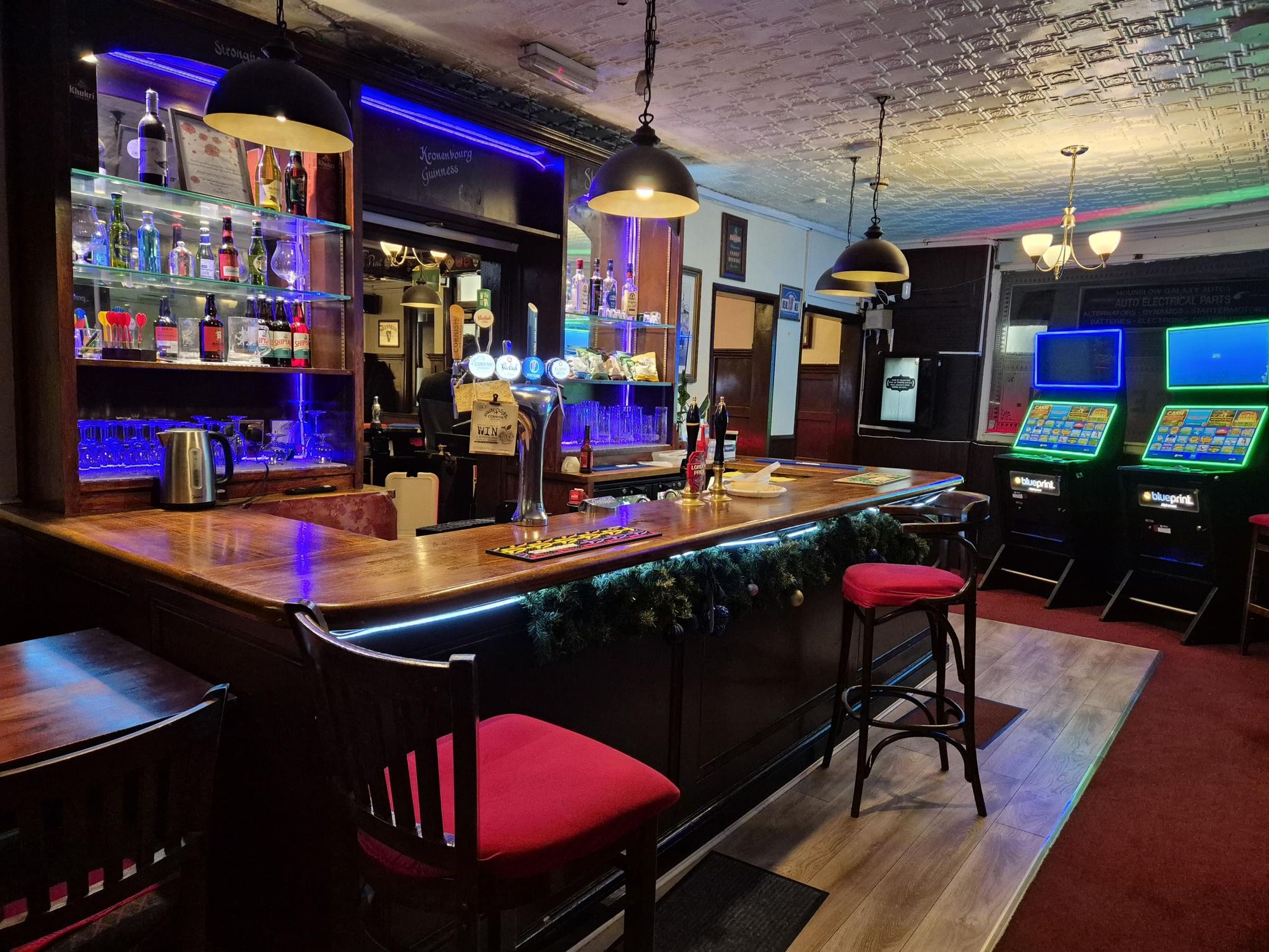 Front bar (Jan 2026). (Pub, Bar). Published on 22-01-2026