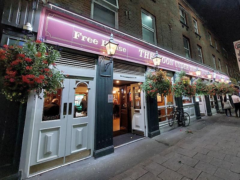 Moon Under Water - Hounslow. (Pub, External, Key). Published on 07-12-2023