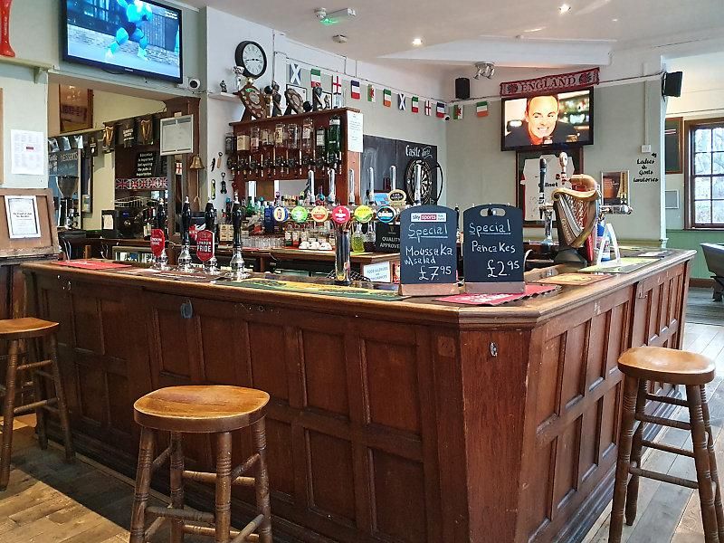 The Castle, Isleworth (Feb2023). (Pub, Bar). Published on 25-02-2023