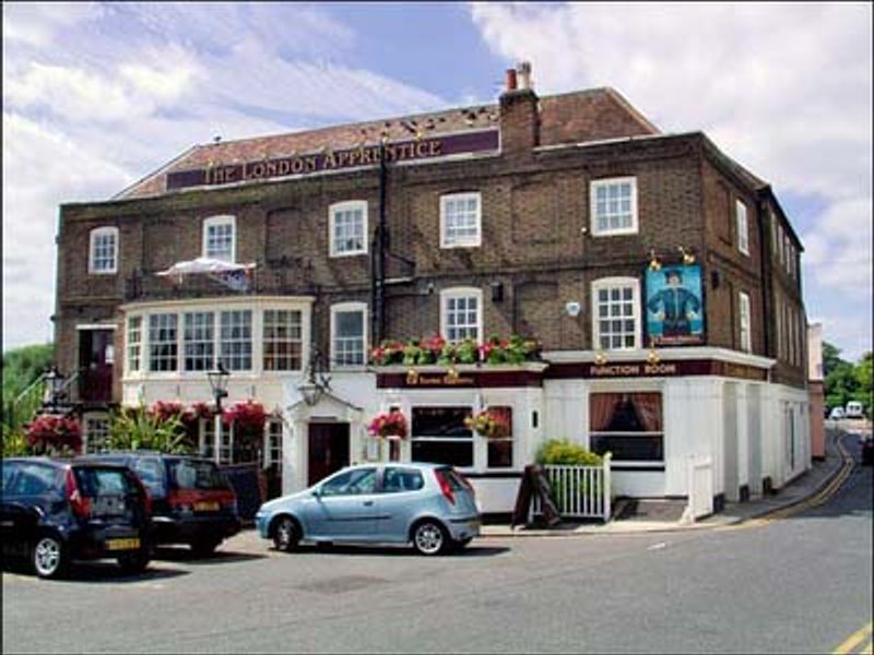 London Apprentice, Isleworth. (Pub, External, Key). Published on 06-03-2013