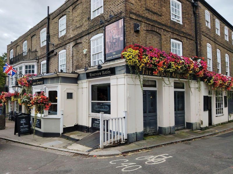 London Apprentice, Isleworth (photo taken Aug 2025). (Pub, External, Key). Published on 02-09-2025