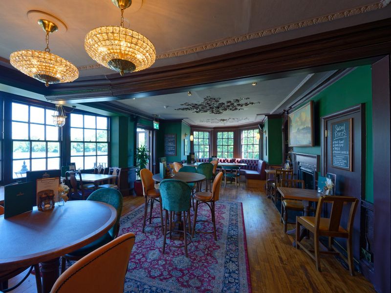 London Apprentice, Isleworth. Upstairs area (photo taken Aug 202. (Pub). Published on 14-08-2026 