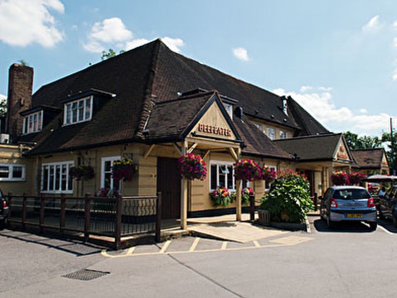 Fountain, Twickenham. (Pub, External, Key). Published on 06-03-2013