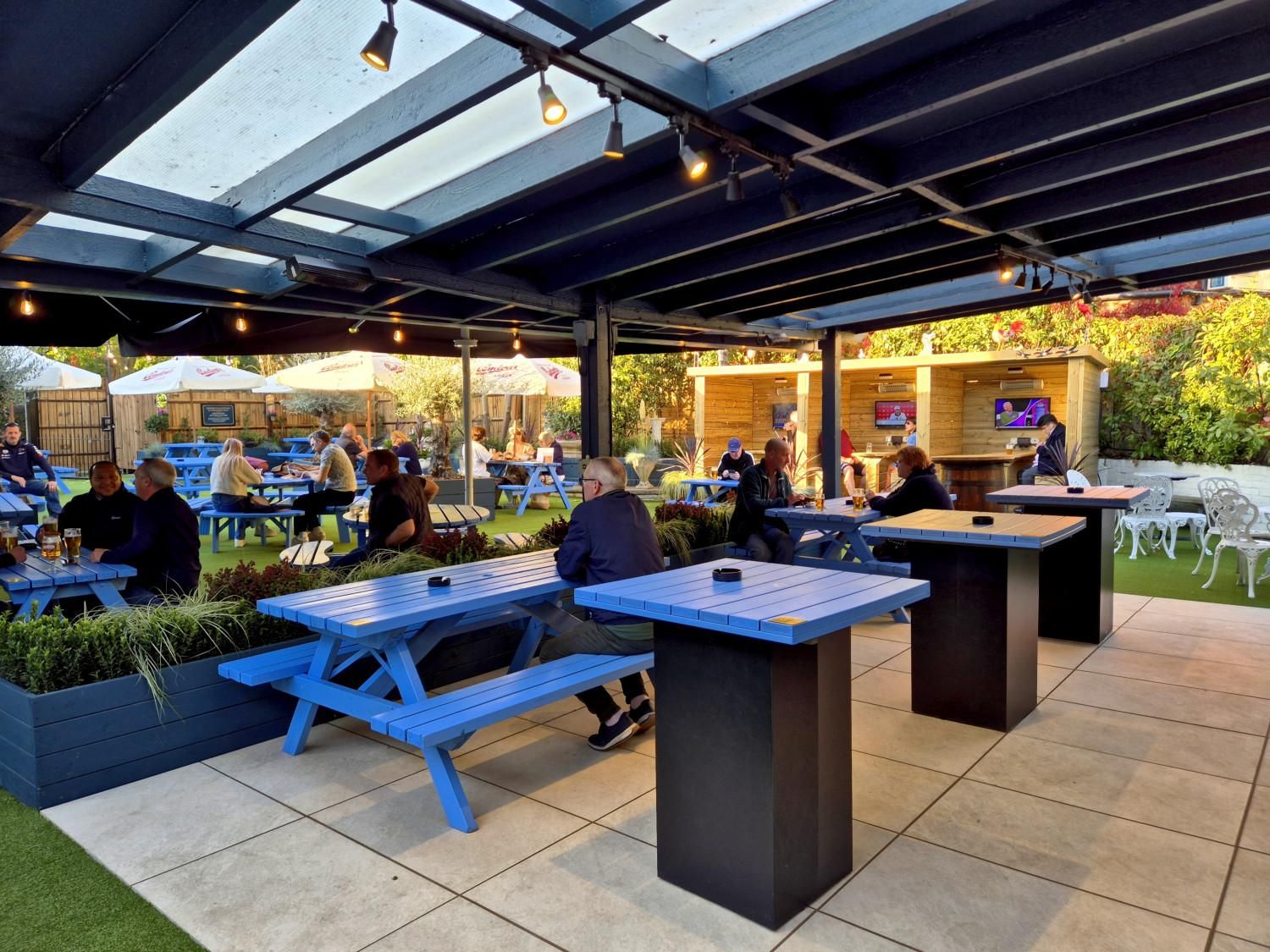 The George, Twickenham (back garden September 2025). (Pub, External, Garden, Customers). Published on 30-10-2025