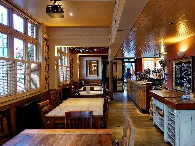 The Old Anchor, Twickenham (2013). (Pub). Published on 27-02-2023