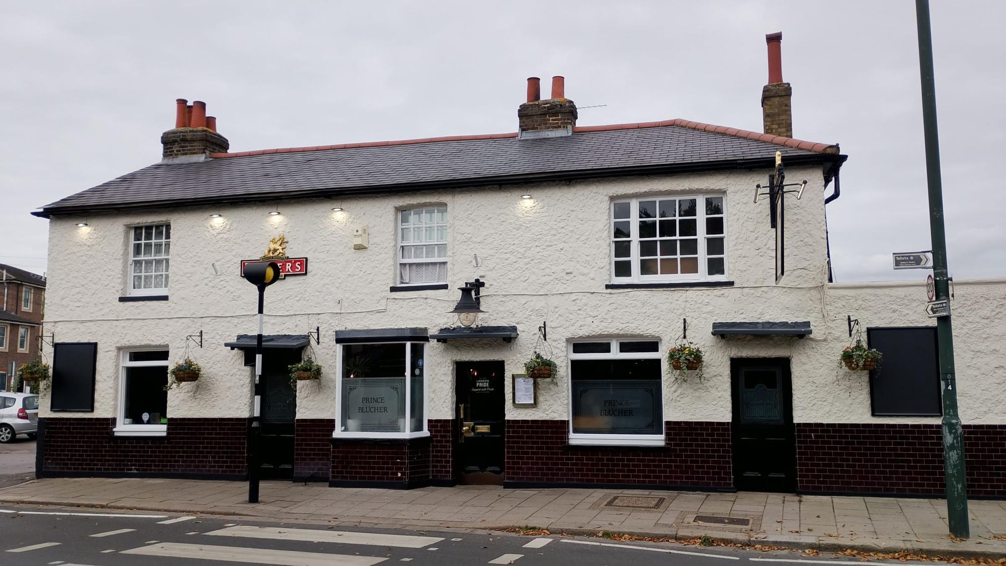 Taken 18 October 2025. (Pub, External). Published on 19-10-2025