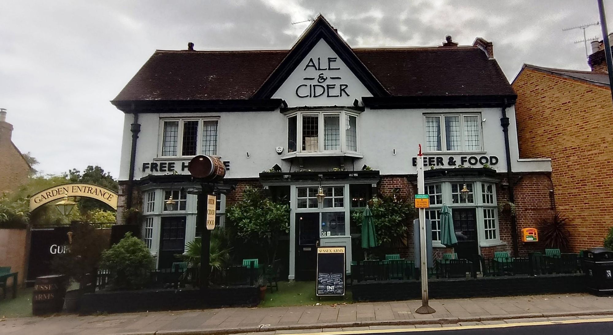 Taken 18 October 2025. (Pub, External, Key). Published on 20-10-2025