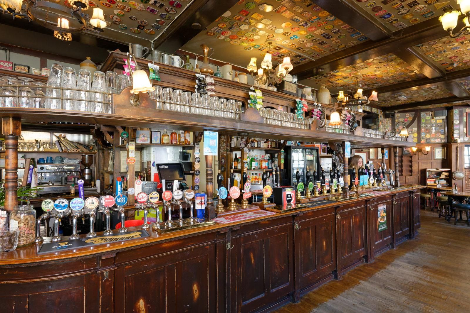 Sussex Arms bar (March 2026). (Pub, Bar). Published on 18-03-2026