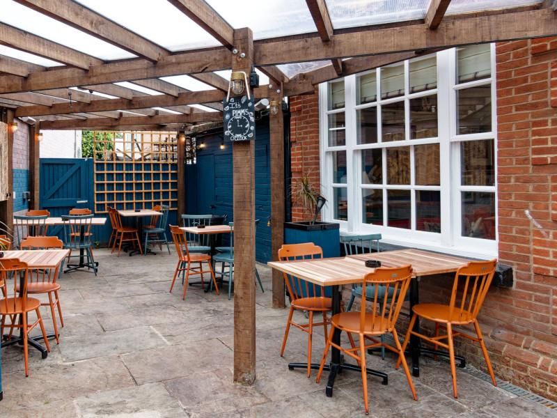 The Admiral Nelson. Outside seating. May 2024. (Pub, External). Published on 03-06-2024