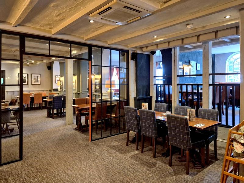Winning Post - Restaurant. (Pub, Restaurant). Published on 16-08-2025 