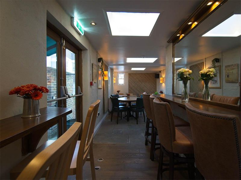 Watermans, Richmond. (Pub). Published on 10-12-2019