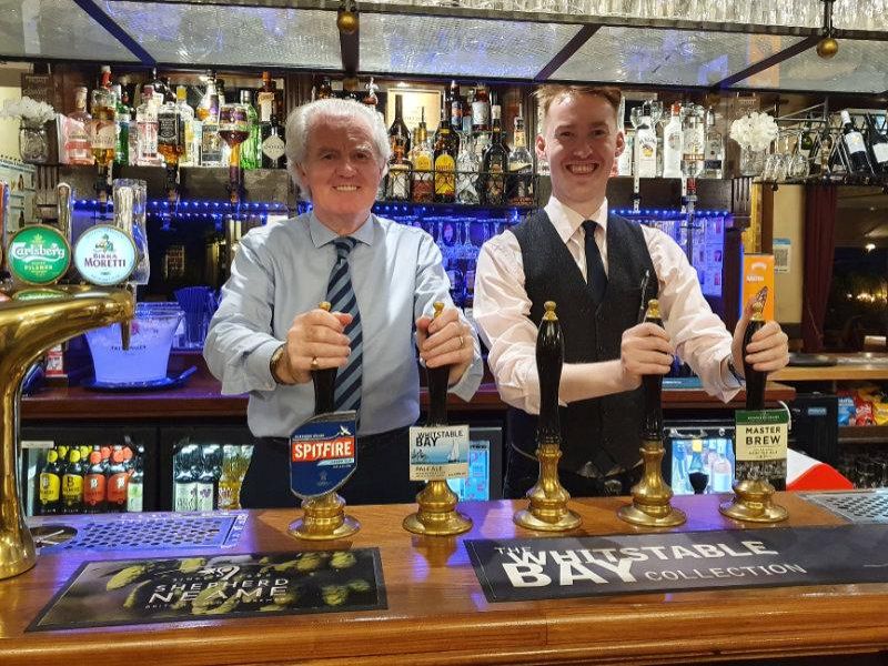 Dermott McCann and Joe behind the bar. (Bar, Publican). Published on 27-09-2021