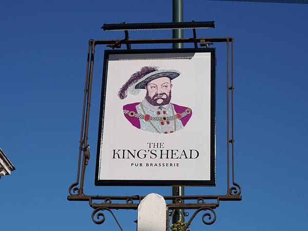Kings Head's new pub sign, Teddington. (External, Sign). Published on 28-02-2019