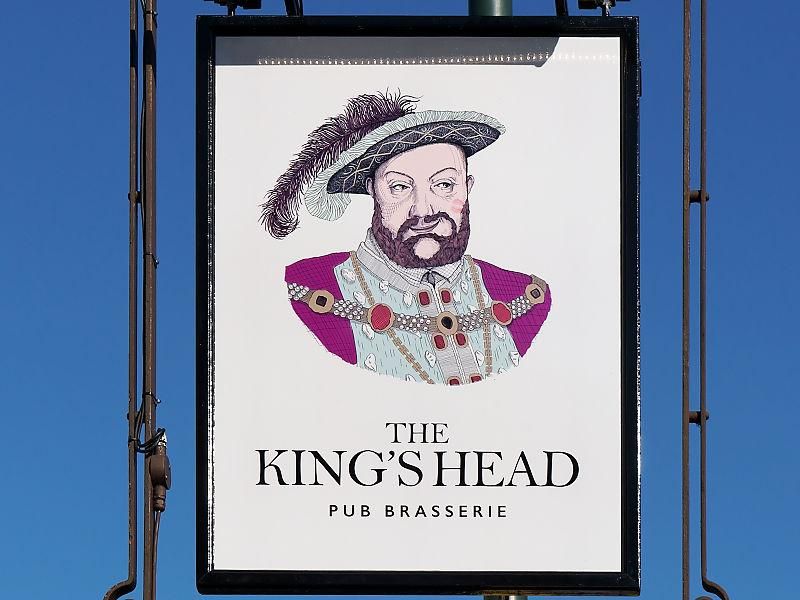 Kings Head's new pub sign (2019) - Teddington. (Sign). Published on 14-08-2024 