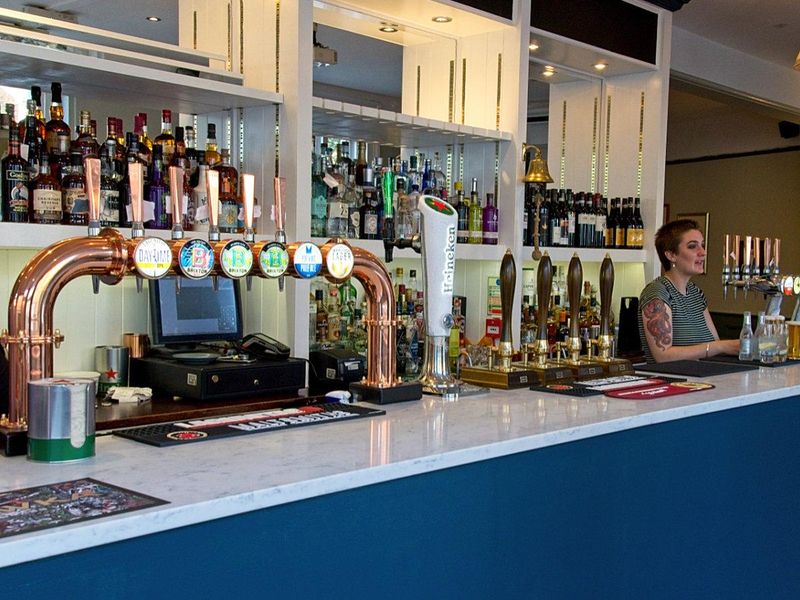 New Bar at the Lion Pub Aug 2019. (Pub, Bar). Published on 31-08-2019