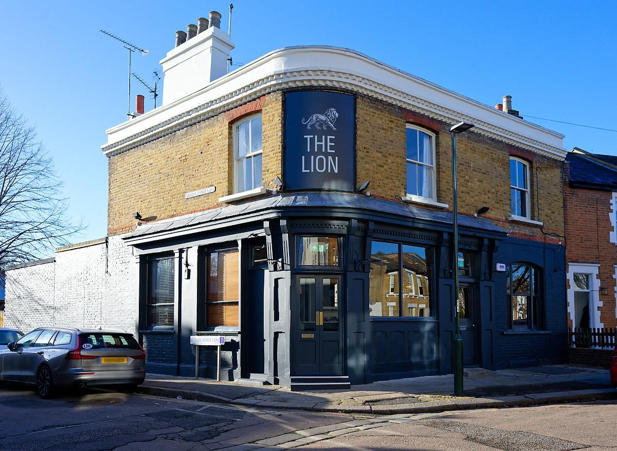The Lion, Teddington. Photo taken Nov 2025. (Pub, External, Key). Published on 30-11-2025