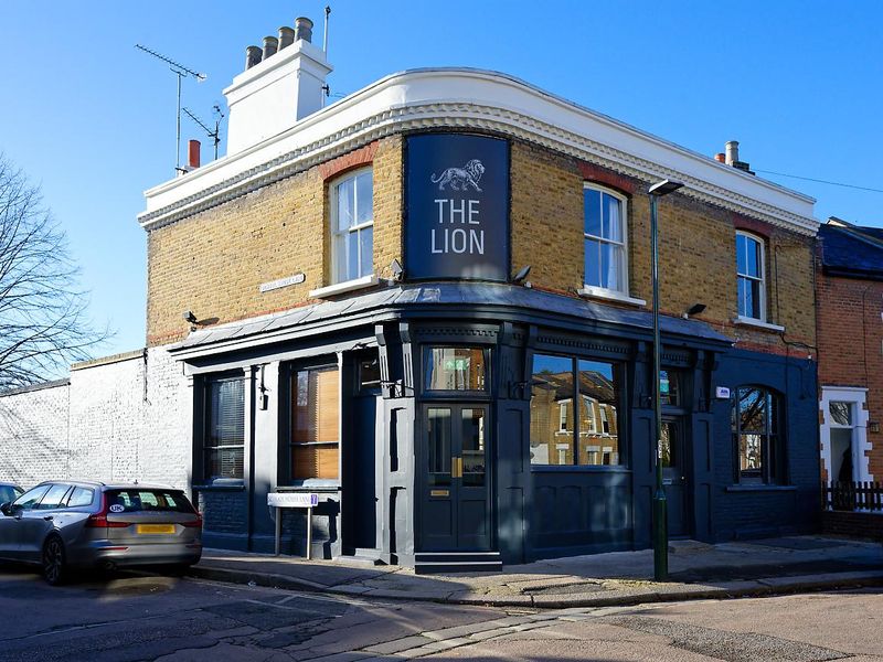 The Lion, Teddington. Photo taken Nov 2025. (Pub, External, Key). Published on 30-11-2025