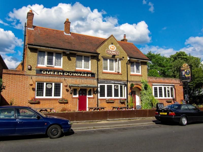 What was The Queen Dowager, Teddington (July 2010). (Pub, External, Key). Published on 07-06-2025