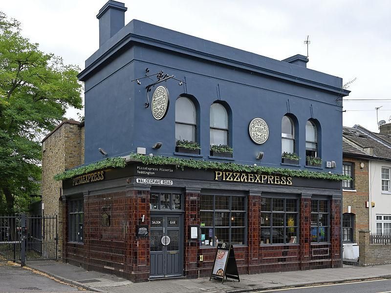 Ex Horse & Groom now Pizza Express. (External, Restaurant, Key). Published on 15-08-2024