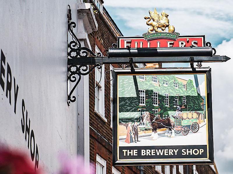 Fullers Brewery Shop hanging sign. (Brewery, External, Sign). Published on 15-10-2023