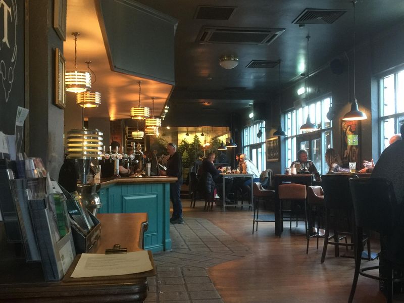 Bar at the White Horse. (Bar, Customers). Published on 25-02-2018 