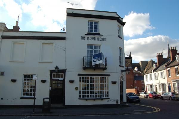 (Pub, External). Published on 18-10-2012
