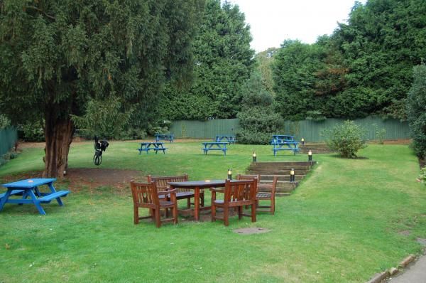 (Pub, External, Garden). Published on 23-09-2013