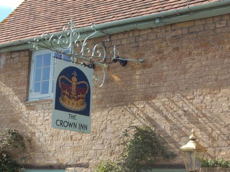 (Pub, External, Sign). Published on 05-10-2013 