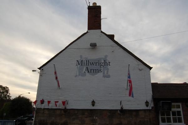 (Pub, External, Sign). Published on 19-10-2012