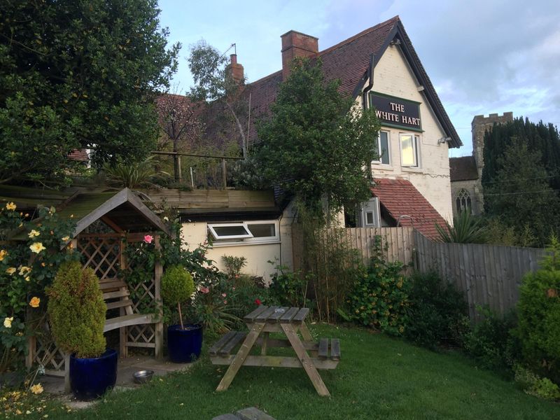 (Pub, External, Garden, Sign). Published on 14-07-2017 