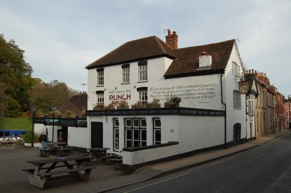 (Pub, External). Published on 19-10-2012