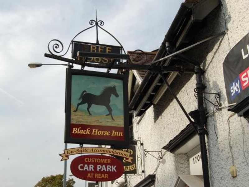 (Pub, External, Sign). Published on 19-10-2012