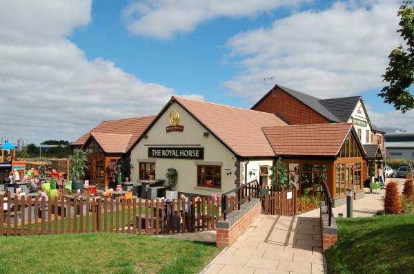 (Pub, External, Garden). Published on 01-11-2013