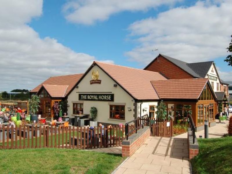 (Pub, External, Garden). Published on 01-11-2013 