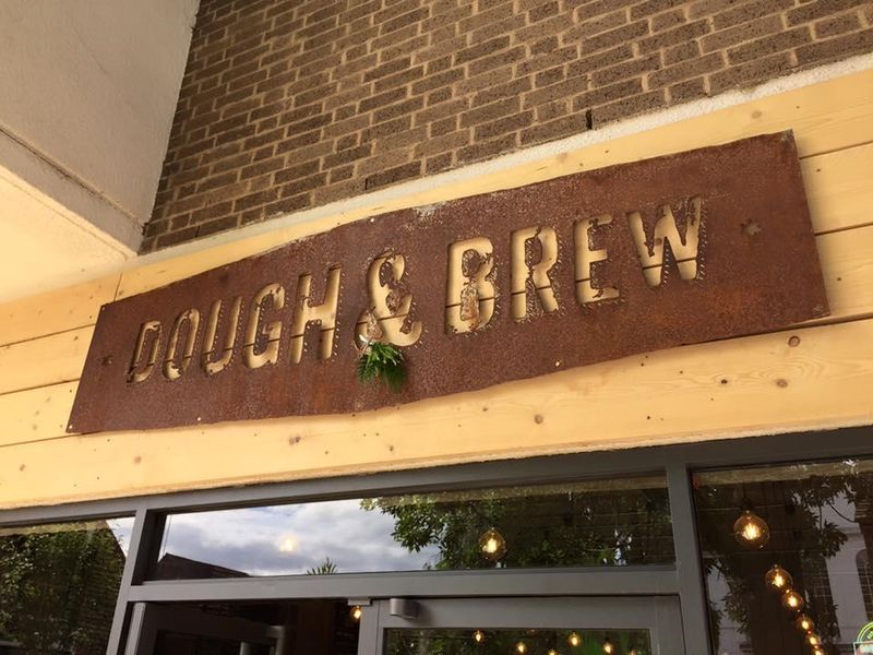 (Pub, Sign). Published on 14-07-2017 