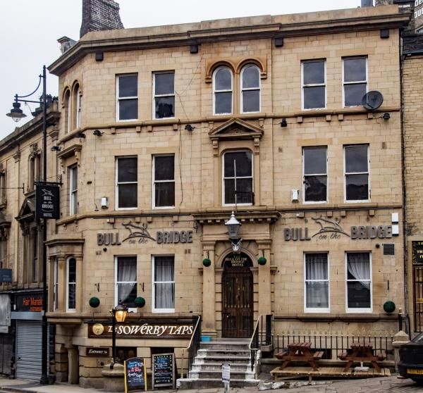 Bull On The Bridge and Sowerb Taps. (Pub, External). Published on 12-05-2016