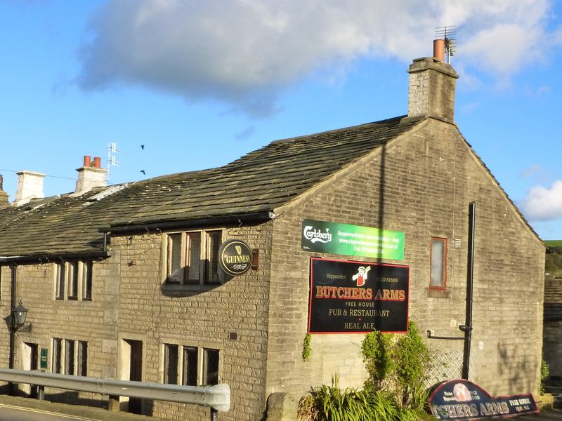 Butchers Arms. (Pub, External). Published on 07-09-2013