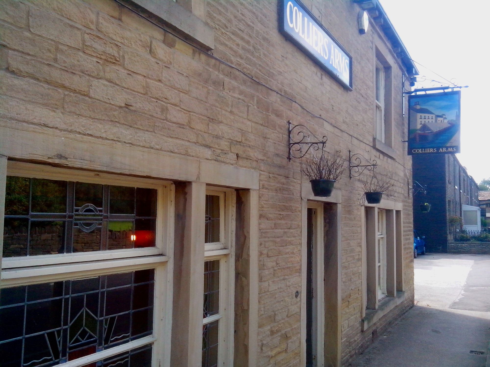 Colliers Arms. (Pub, External). Published on 08-09-2013