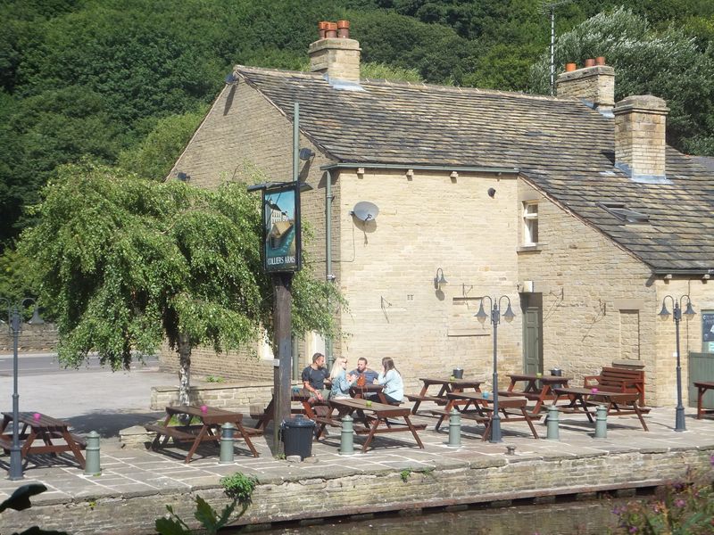 Colliers Arms . (Pub, External). Published on 08-09-2013