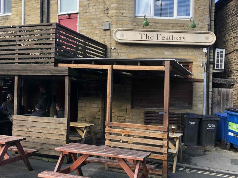 Outside seating. (Pub, External). Published on 04-11-2023
