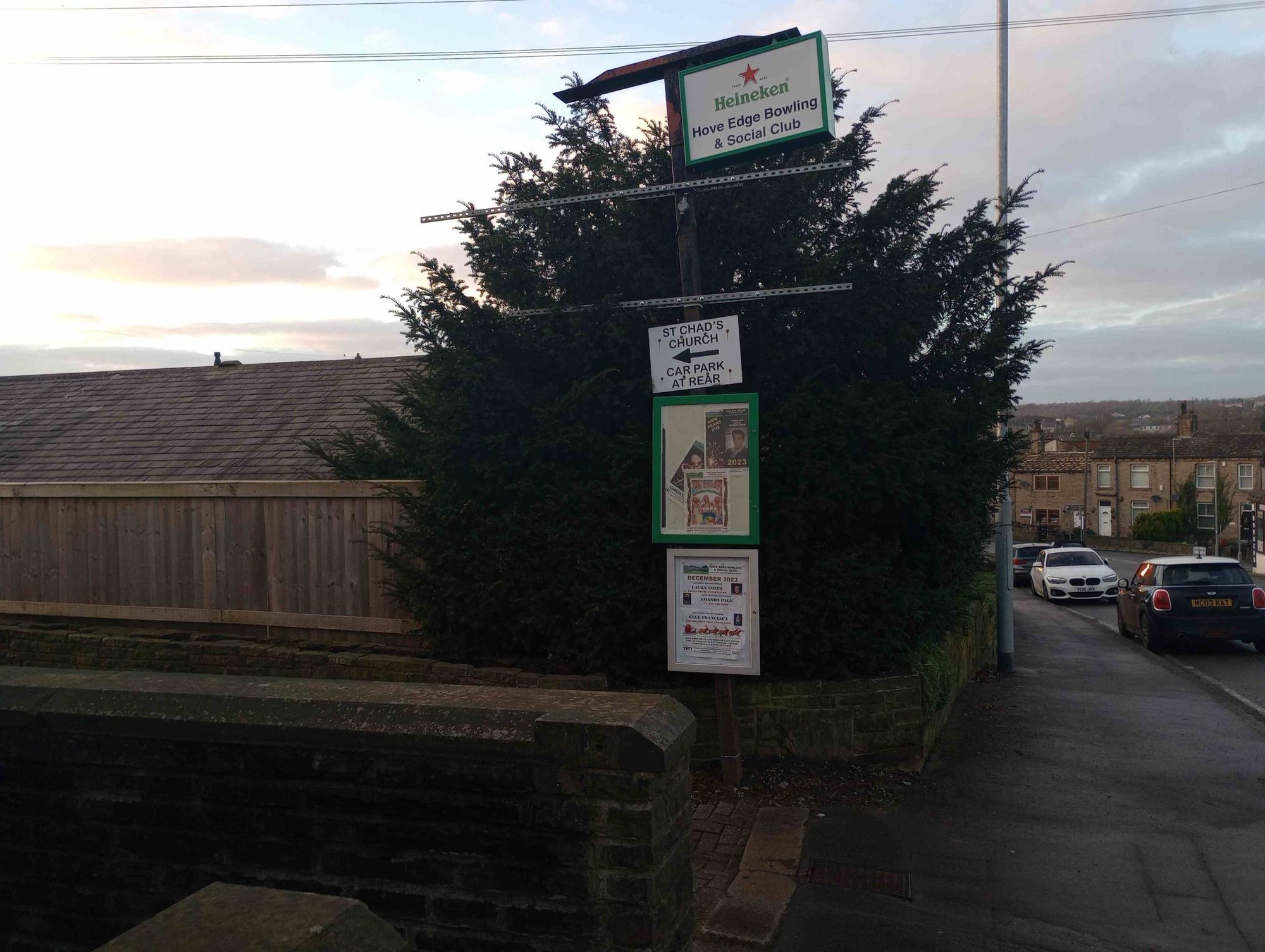 (External, Sign). Published on 17-12-2023