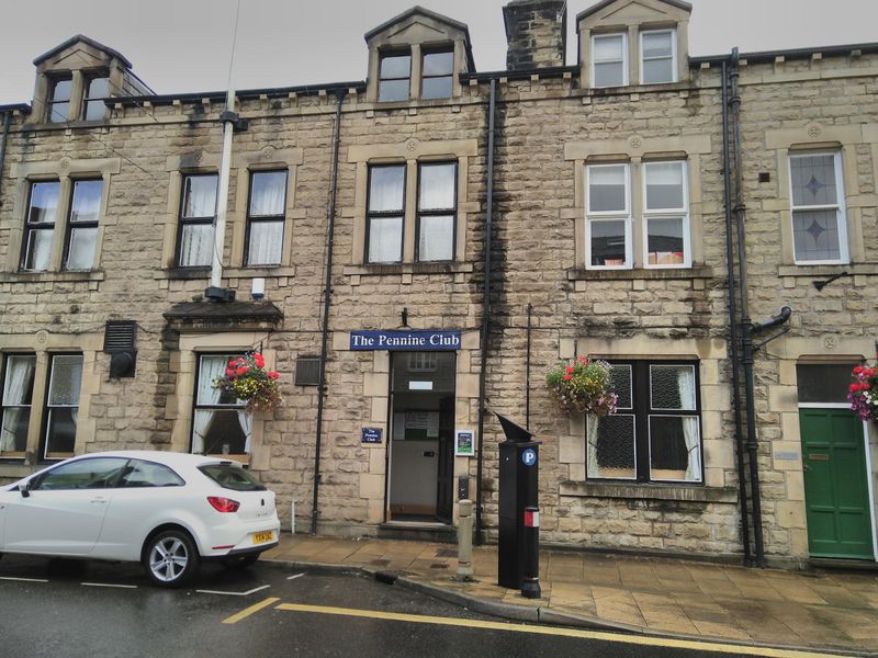 (Pub, Sign). Published on 23-09-2019