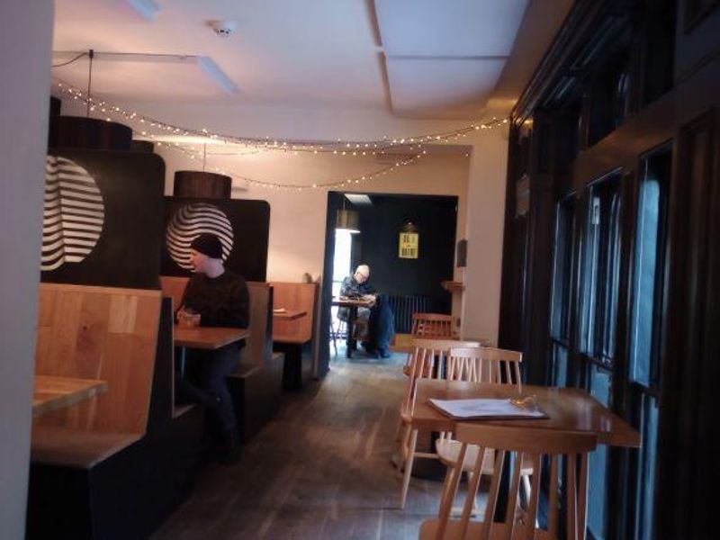 booth seating on right. (Pub). Published on 08-02-2023