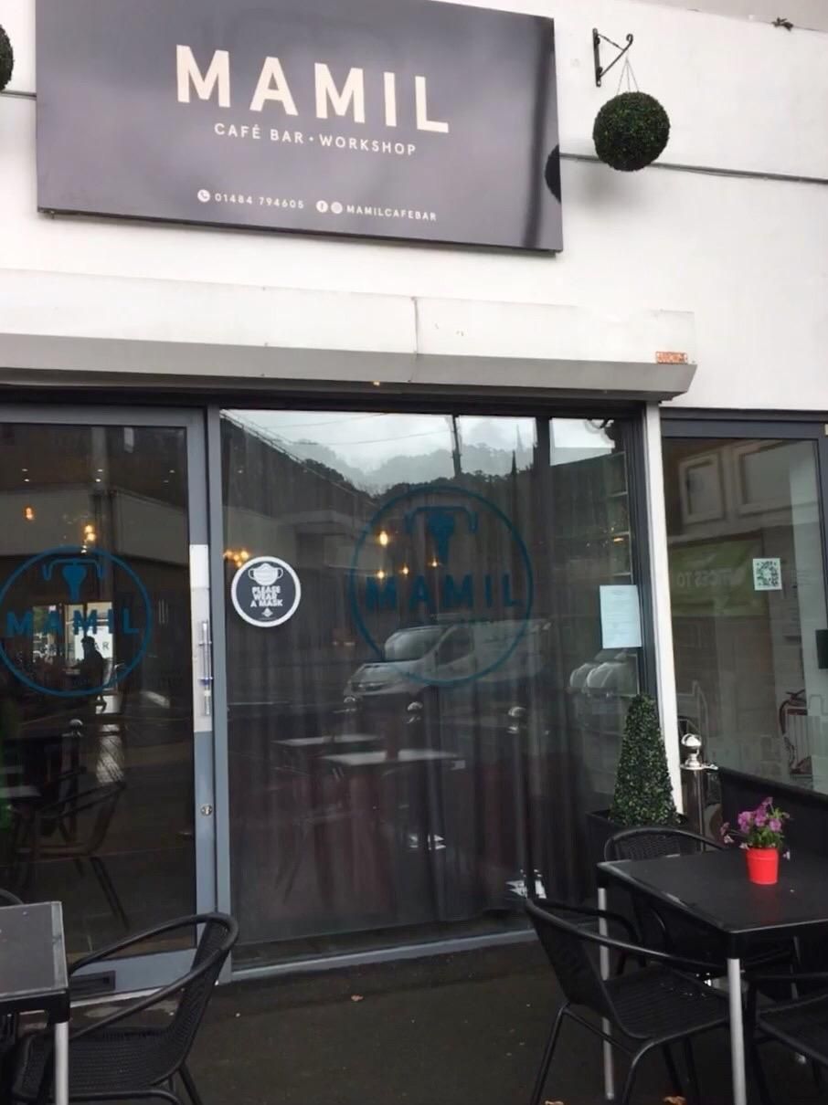 Front of Mamil. (Pub, External, Sign, Key). Published on 28-05-2021