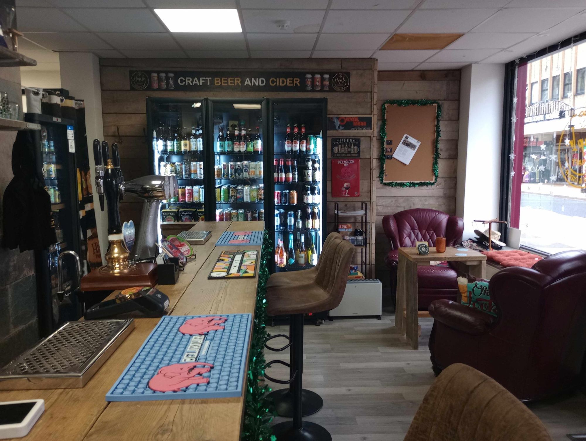 (Pub, Bar). Published on 07-12-2024