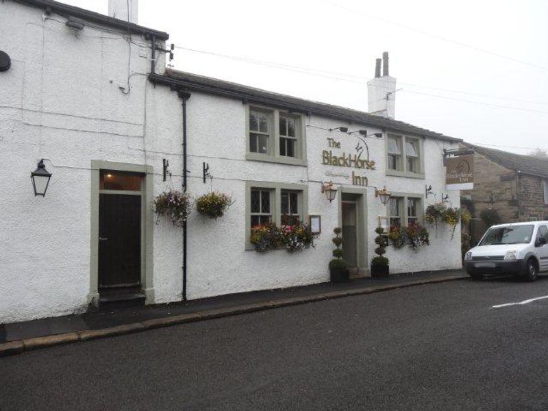 Black Horse. (Pub, External). Published on 09-10-2013
