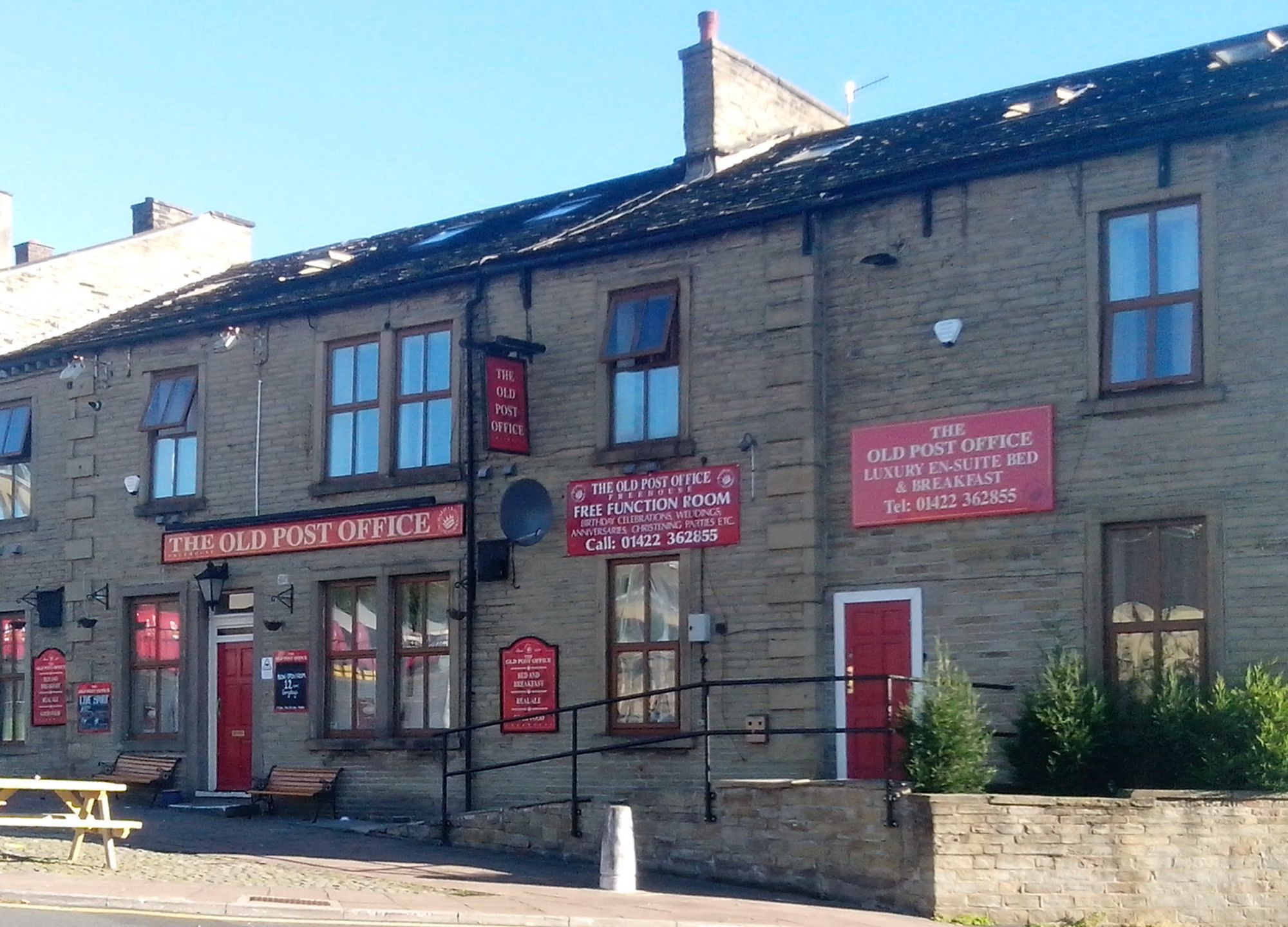 Old Post Office. (Pub, External). Published on 08-09-2013